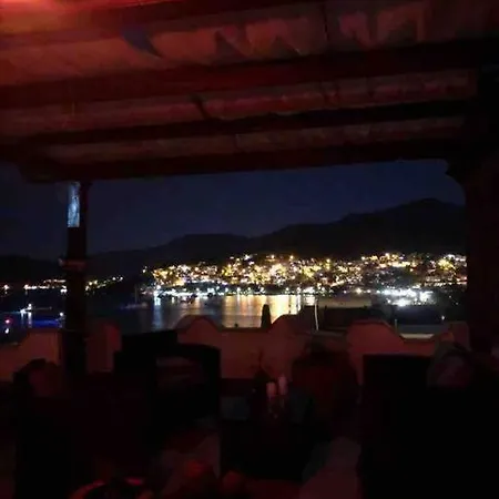 Turkbuku Karaca Feriehus *